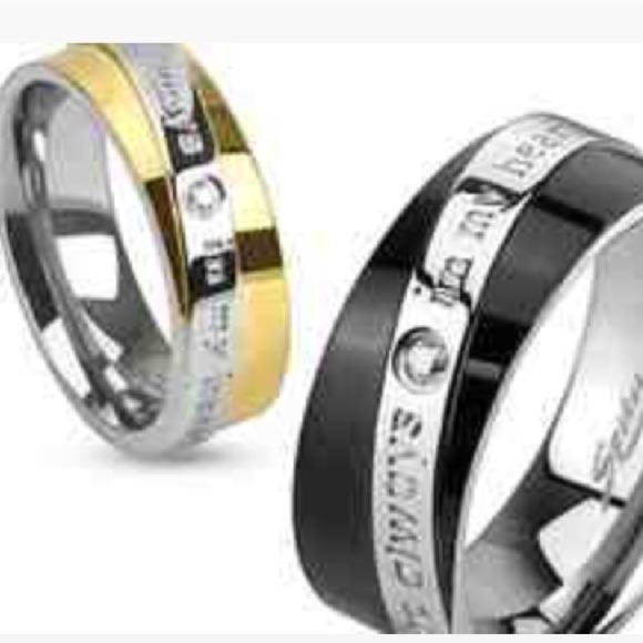 Beautiful his and her rings black & gold two tone