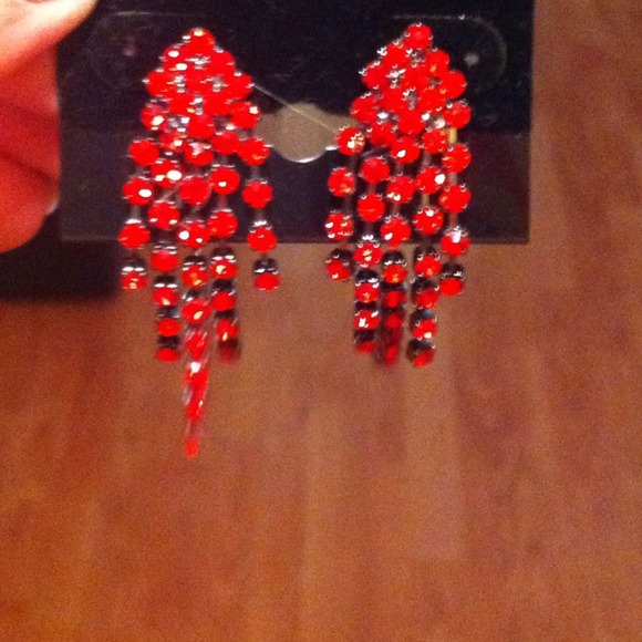Red dangles - Picture 2 of 2