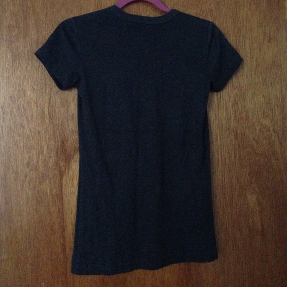 Love urban outfitters top size Small - Picture 2 of 4