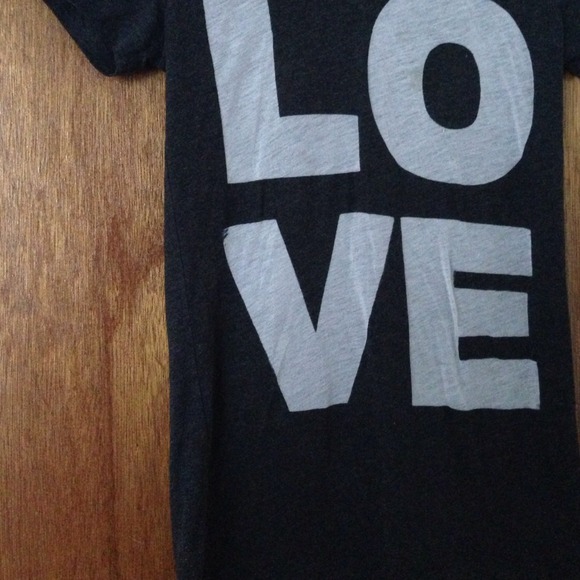 Love urban outfitters top size Small - Picture 4 of 4