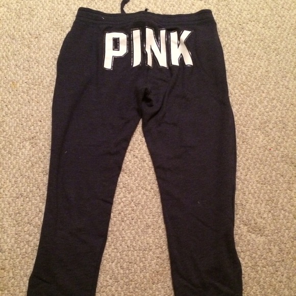 VS PINK campus skinny sweats!! 💕😄