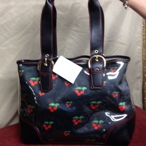 Joan Rivers Classic cherry print tote