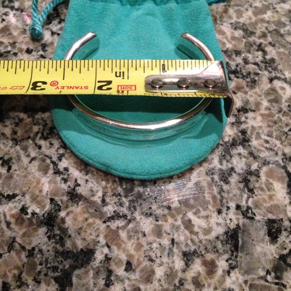 SOLD*TRADESY* Tiffany & Co Cuff - Picture 4 of 4