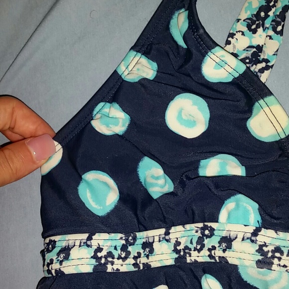 Bathing suit - Picture 3 of 4