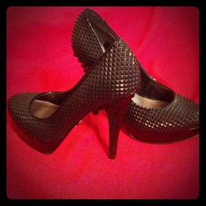 💃Reduced💃Rachel Roy "Kimi" studded platform