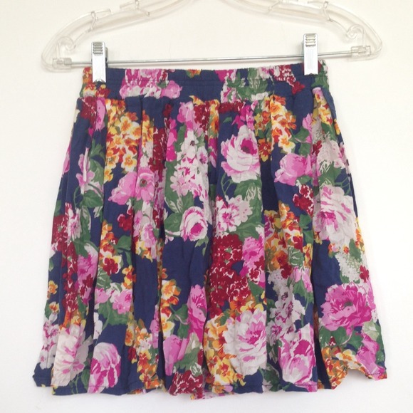 RARE Brandy Melville skirt
