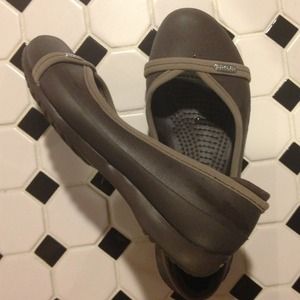 Crocs flats