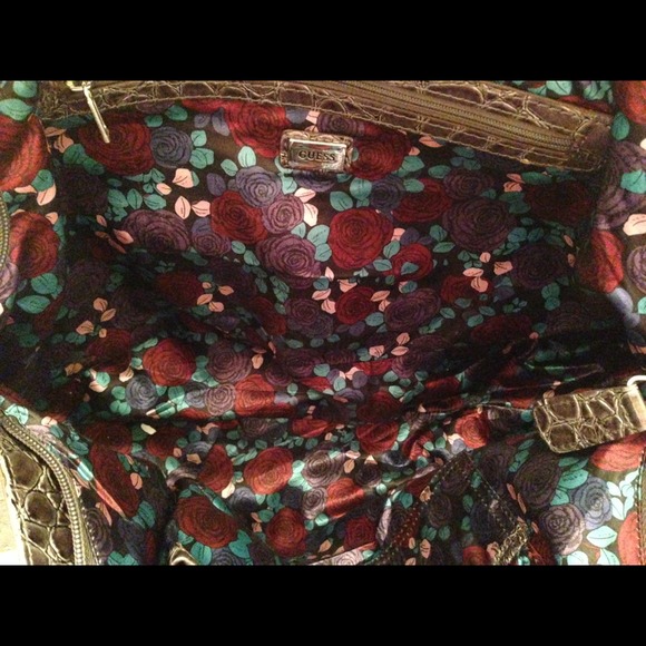 Guess bag - Picture 2 of 3