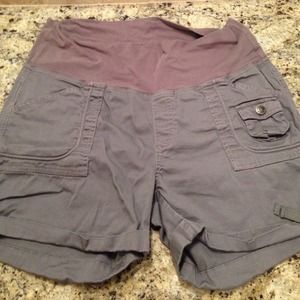 Maternity shorts