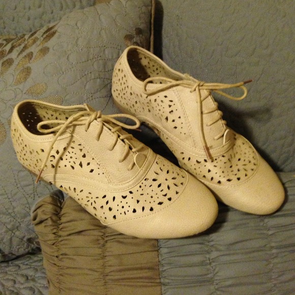 Beige Oxfords! Very cute and Comfy!