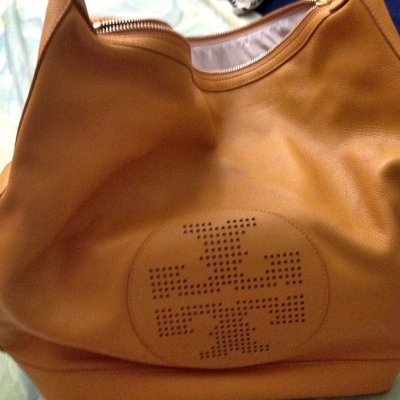 Tory Burch Handbags - Tory burch Kipp hobo bag
