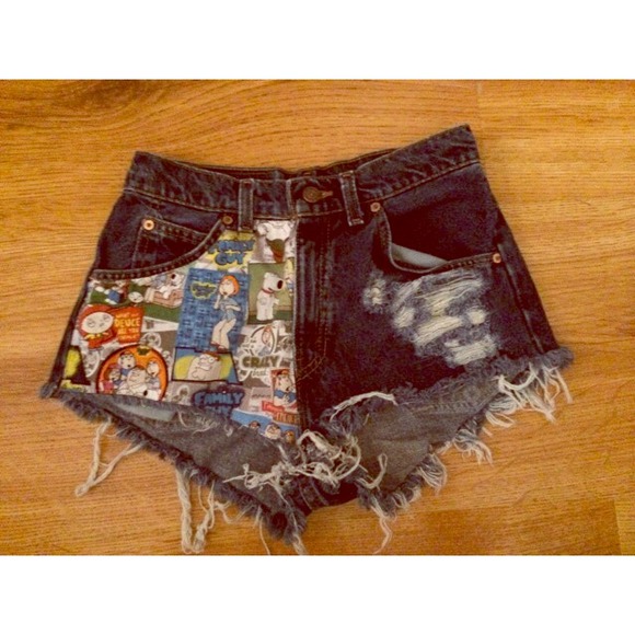 Family Guy High-Waisted Shorts