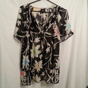 Floral design short sleeves with elastic waist