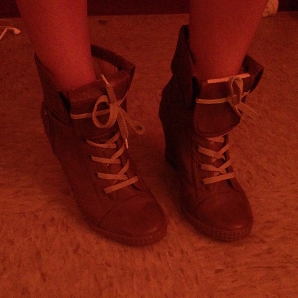 Brown wedged booties, WORN ONCE FOR THE PICTURE!! - Picture 4 of 4