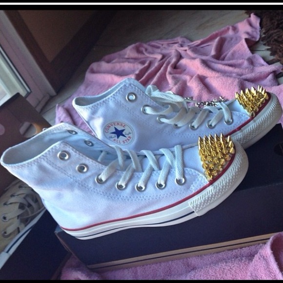 Customized converse.for all! - Picture 3 of 4