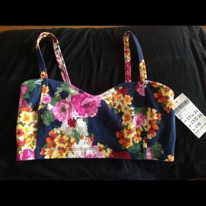 Brandy Melville floral Chiyo