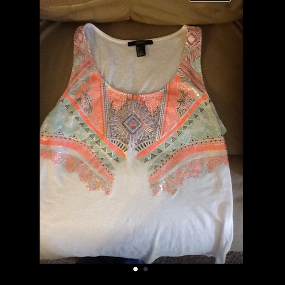Forever 21 tank