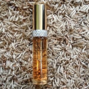 White diamond perfume