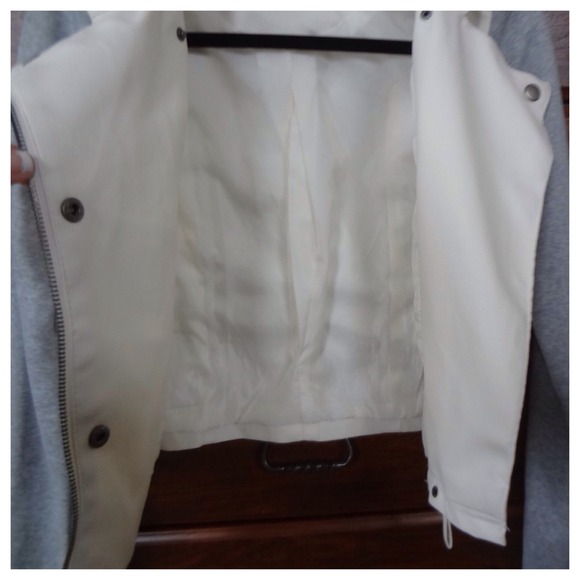 Faux leather fully lined brand new jacket - Picture 4 of 4