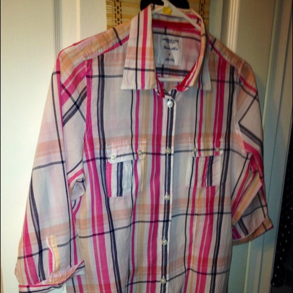 American Eagle Outfitters Button-down Shirt