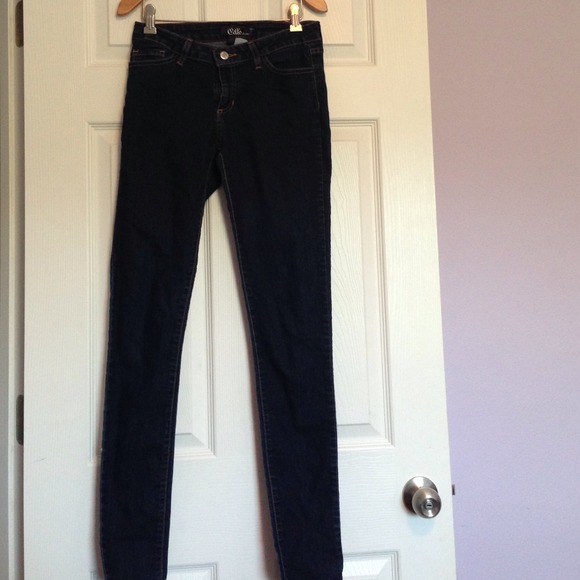 Jeans - Picture 1 of 2