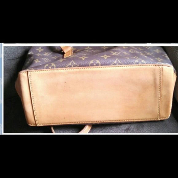 ๐๐SOLD๐๐Louis Vuttion Piano handbag - Picture 3 of 4