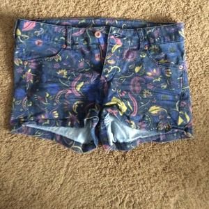 Patterned shorts.