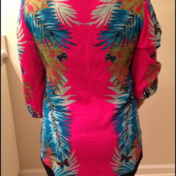 ⭐️⭐️HOST PICK⭐️⭐️ (5/15/15) $$$SOLD$$ - Picture 3 of 4