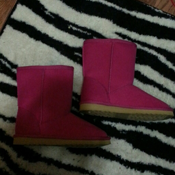 Bundle with 2 shirts