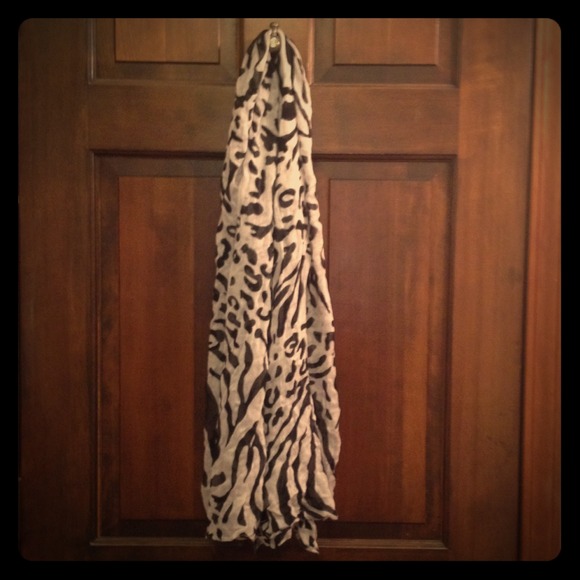 leapord print scarf