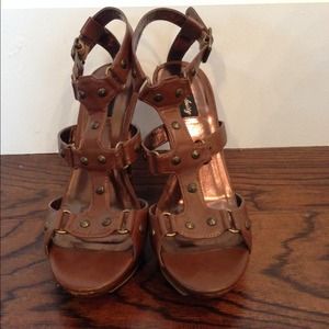 9.5 fabulosity heels