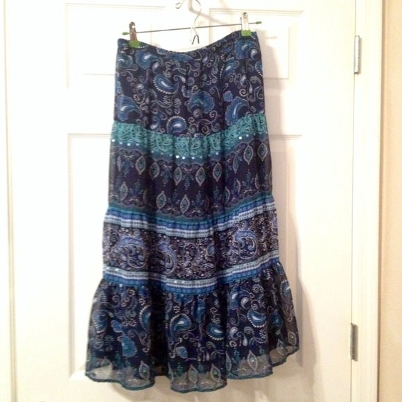 Blue long skirt with sequins - Picture 1 of 2