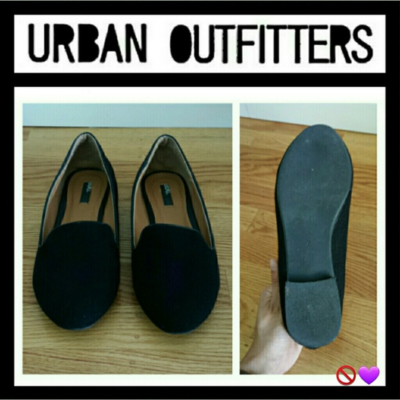 BCBD Black Loafers