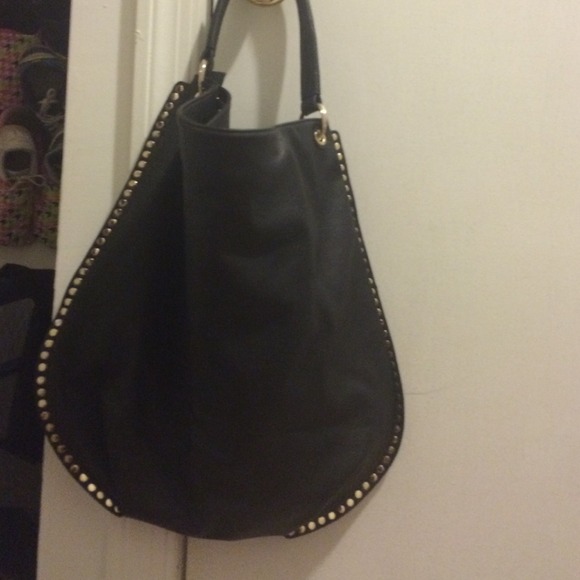 Black Bag - Picture 3 of 4