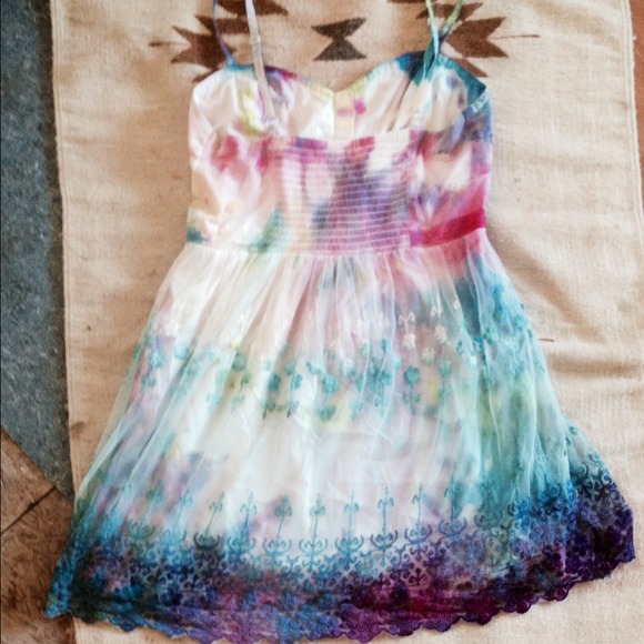 Traded 🔃AE Tie Dye Lace Summer Dress😍🌈 - Picture 4 of 4