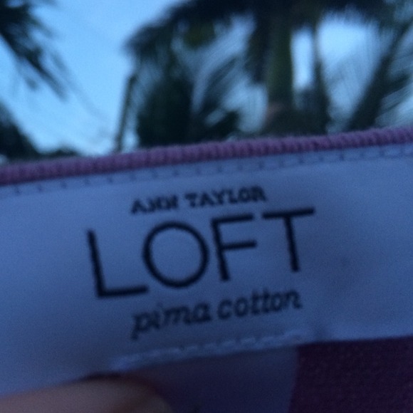 ✋SOLD ✋Ann Taylor lilac cardigan - Picture 2 of 2