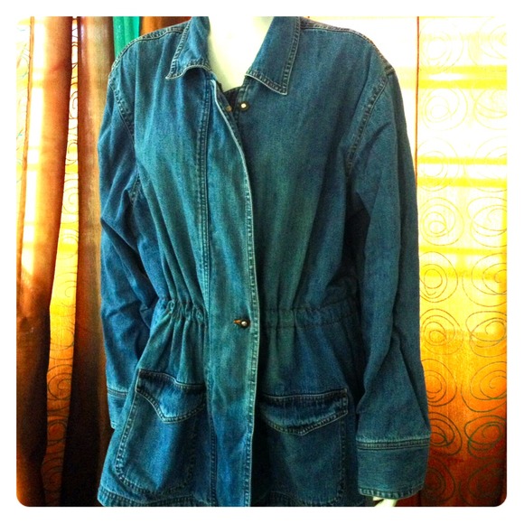 VINTAGE JEAN JACKET‼️