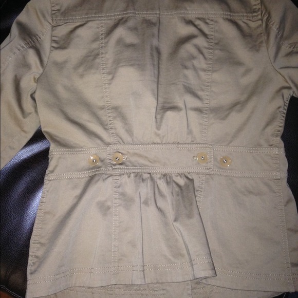 Stylish Jacket - Picture 2 of 4