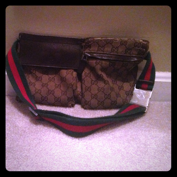 Gucci *authentic* belted bag
