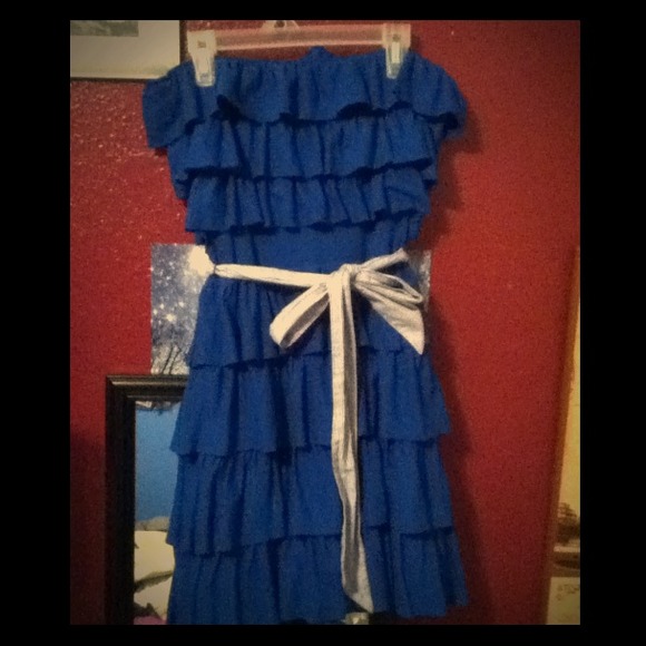 *bundle* dress and 2 tanks