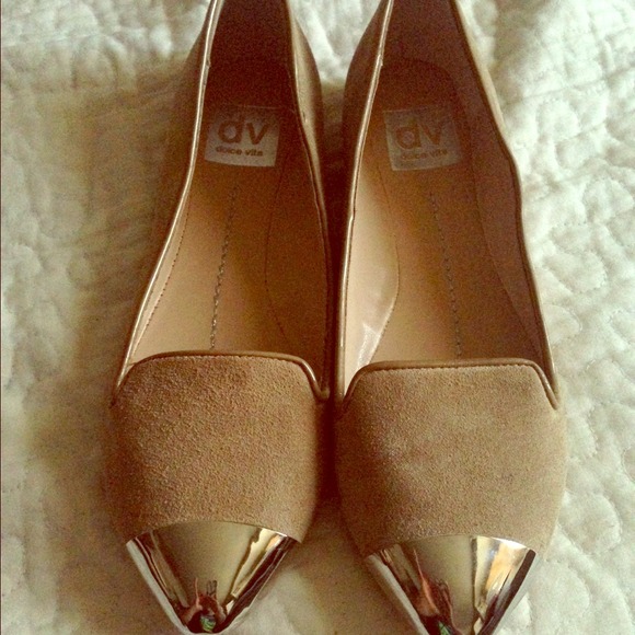 Dolce Vita Flats 💚