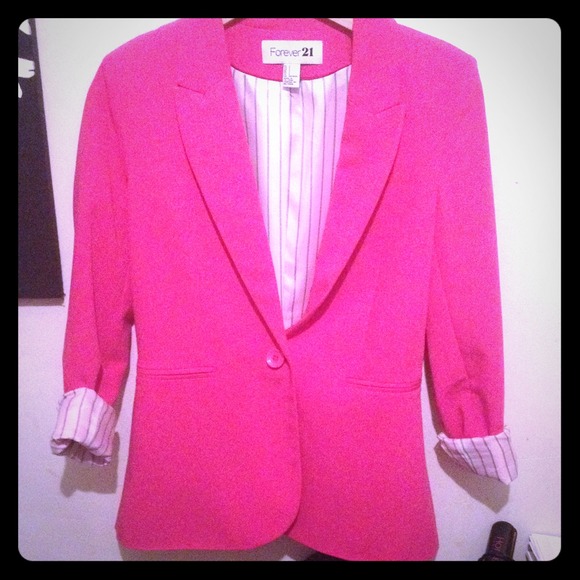 💗Pink Blazer💗