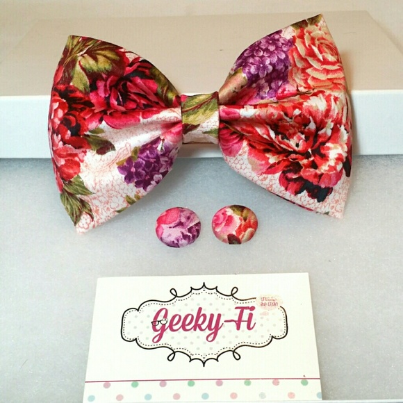 Floral Bouquet Hair Bow & Earrings - Picture 2 of 2