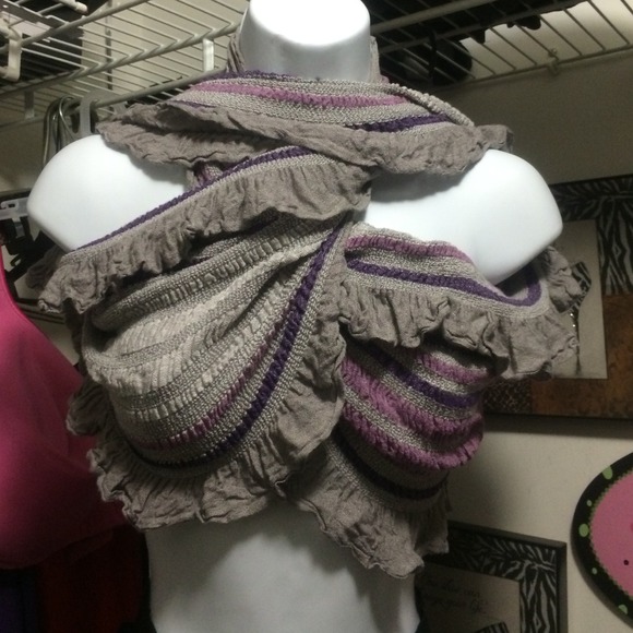 Versatile infinity scarf - Picture 2 of 4