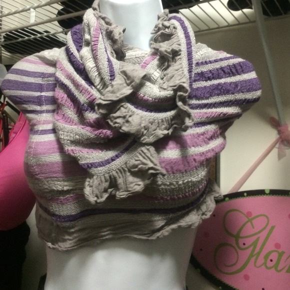 Versatile infinity scarf - Picture 4 of 4
