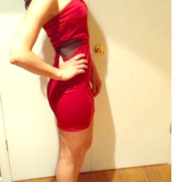 Red cut out dress - Picture 1 of 2