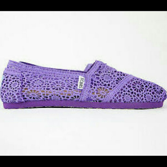 Purple crochet TOMS NWT