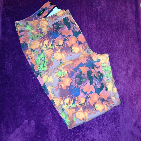 Floral print skinny jeans