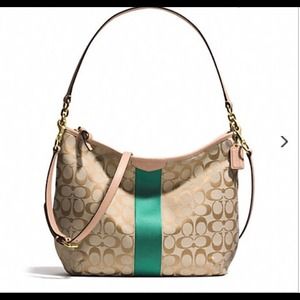 REDUCE PRICE🐾SIGNATURE STRIPE CONVERTIBLE HOB