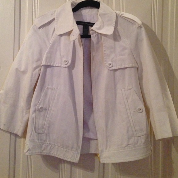 🎉Host Pick 🎉 French Connection white jacket-sz 6